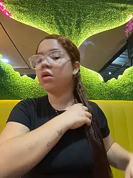 Lucyklein2022 online show from 10/26/25, 12:55