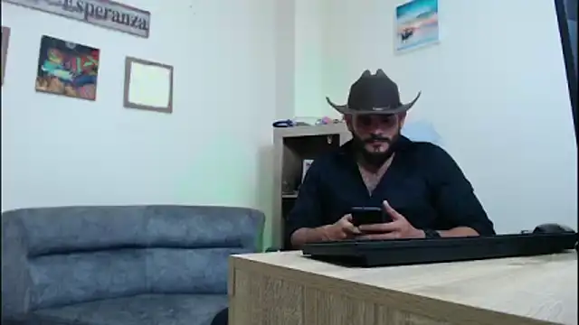 Snapshot of cowboyht chatting on 05/07/26, 06:17 cowboyht online show from 05/07/26, 06:17