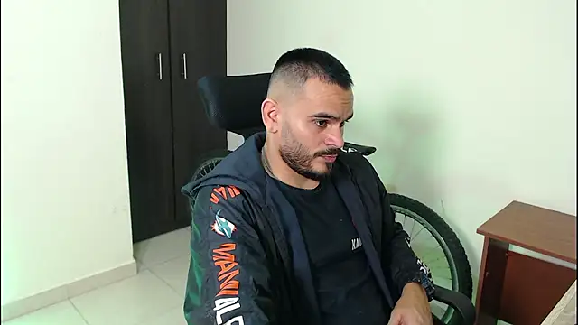 cowboyht online show from 11/15/25, 07:07