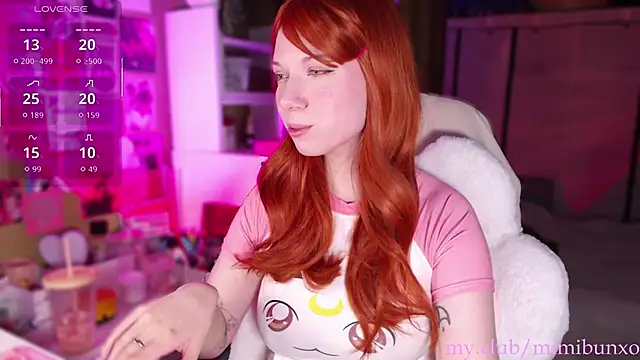 Snapshot of freya_sunny chatting on 02/21/26, 05:09 freya sunny online show from 02/21/26, 05:09