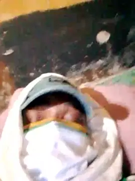 Snapshot of LULE37587001 chatting on 11/14/25, 02:48 LULE37587001 online show from 11/14/25, 02:48