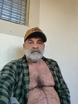 Snapshot of Peludo173317 chatting on 07/15/26, 06:48 Peludo173317 online show from 07/15/26, 06:48