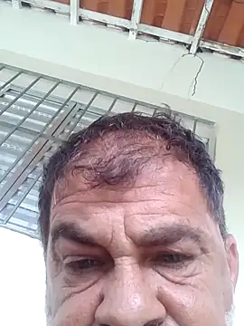 Peludo173317 online show from 12/18/25, 06:34