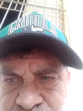 Peludo173317 online show from 10/25/25, 02:07