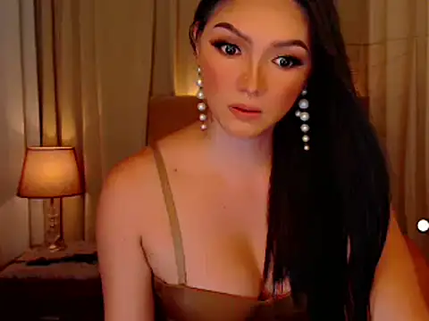 Snapshot of mistressseductionleah chatting on 07/01/26, 11:32 mistressseductionleah online show from 07/01/26, 11:32