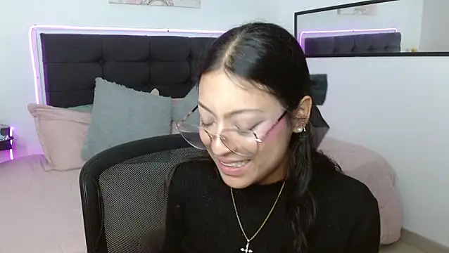 vaness weet online show from 03/08/26, 12:16