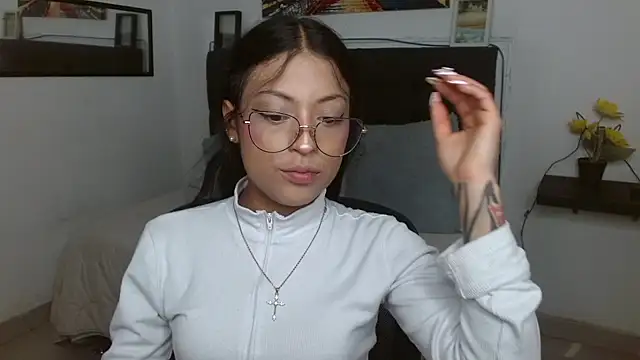 vaness weet online show from 11/14/25, 08:23