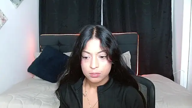 vaness weet online show from 11/17/25, 08:13