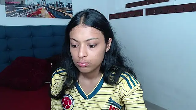 Snapshot of vaness_weet chatting on 07/07/26, 01:58 vaness weet online show from 07/07/26, 01:58