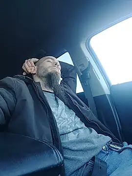 JohnnyFaster online show from 12/21/25, 09:15