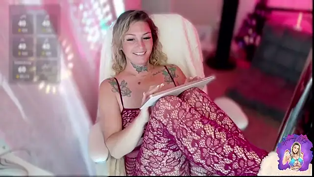 HarmonyWhite online show from 10/14/25, 02:17