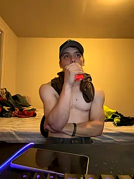 trippyski online show from 11/04/25, 05:44