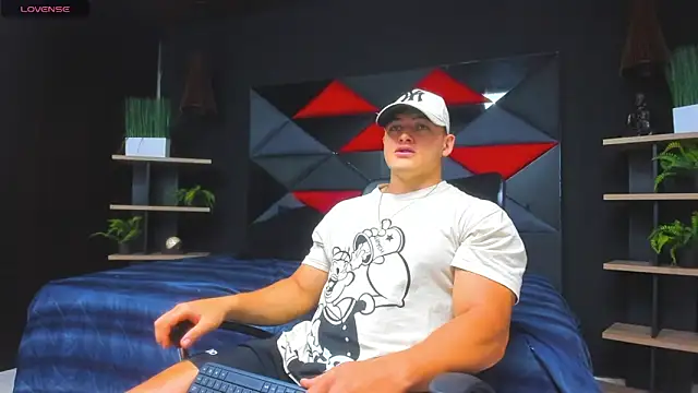 Leonsmoron online show from 05/22/26, 12:19