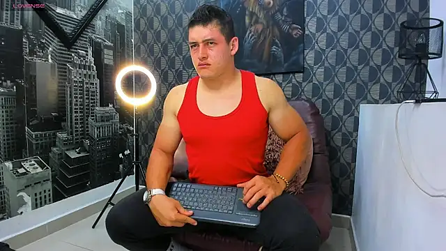 Leonsmoron online show from 12/20/25, 01:19