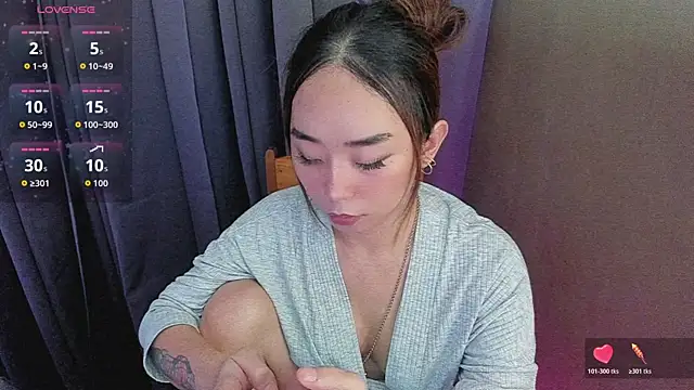 MissAyaCollins online show from 11/30/25, 07:09