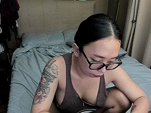 MissAyaCollins online show from 04/19/26, 03:18