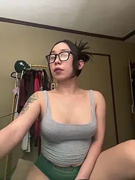 MissAyaCollins online show from 04/06/26, 04:46