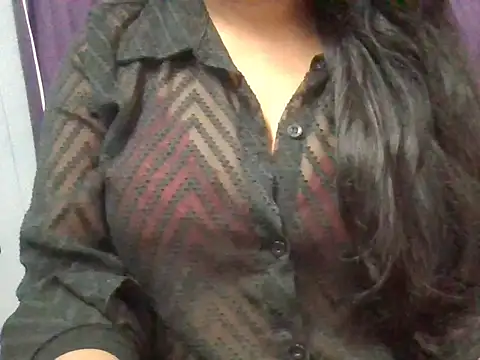 Snapshot of Roopshikha39 chatting on 05/07/26, 07:28 Roopshikha39 online show from 05/07/26, 07:28