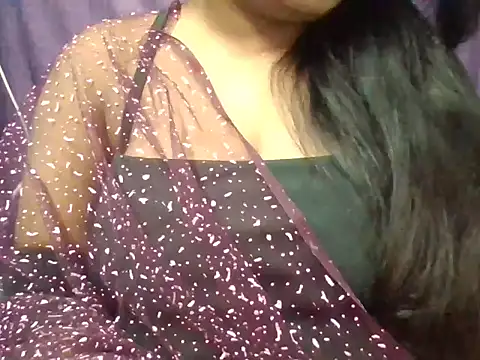 Snapshot of Roopshikha39 chatting on 03/07/25, 07:49 Roopshikha39 online show from 03/07/25, 07:49