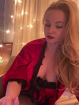 Snapshot of Lady__Maria chatting on 02/07/25, 03:52 Lady Maria online show from 02/07/25, 03:52
