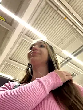 barbiehumpxxx online show from 12/05/24, 11:23