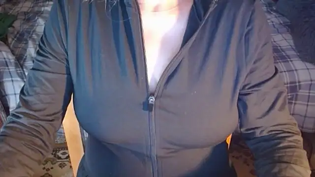 MysteryLadyxXx online show from 12/23/25, 06:56