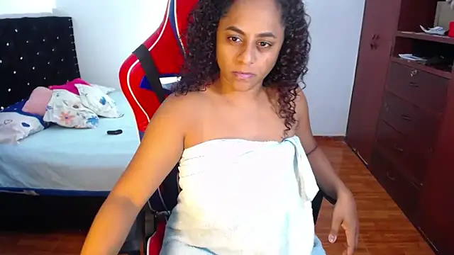 Snapshot of BellaKarla chatting on 03/20/26, 11:06 BellaKarla online show from 03/20/26, 11:06