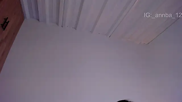 Snapshot of annie_barozzi chatting on 02/16/26, 01:37 annie barozzi online show from 02/16/26, 01:37