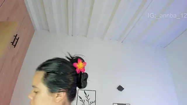 annie barozzi online show from 04/09/26, 12:11