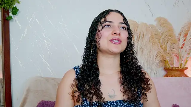 Snapshot of merida_bell18 chatting on 07/20/26, 10:45 merida bell18 online show from 07/20/26, 10:45