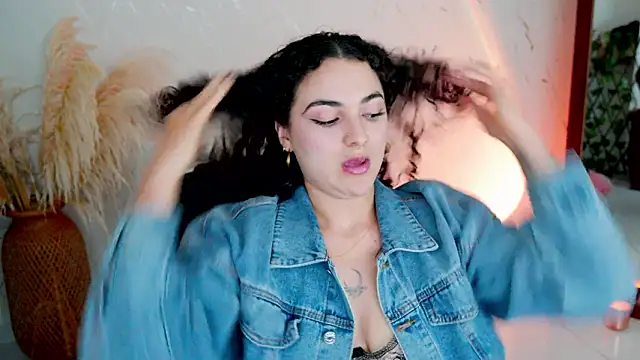 merida bell18 online show from 03/19/26, 09:15