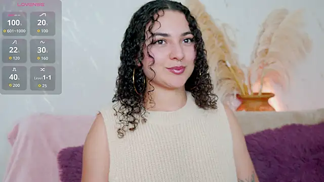 Snapshot of merida_bell18 chatting on 06/16/26, 08:42 merida bell18 online show from 06/16/26, 08:42