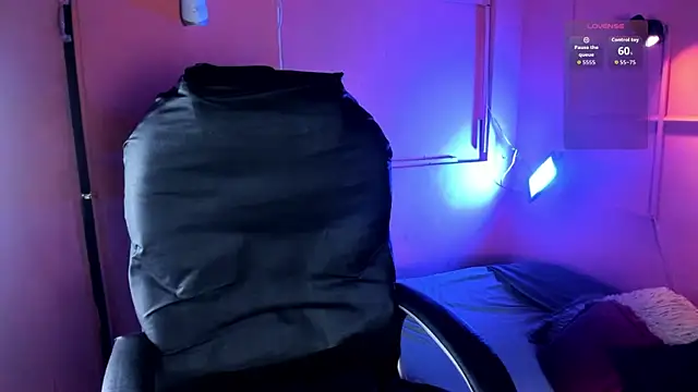 Desipleasure online show from 04/17/26, 08:22