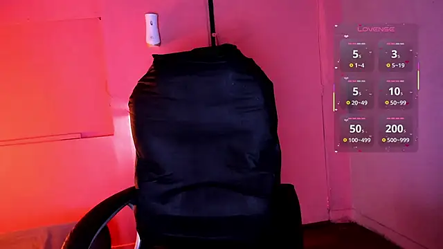 Snapshot of Desipleasure chatting on 02/07/26, 08:06 Desipleasure online show from 02/07/26, 08:06