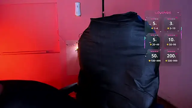 Snapshot of Desipleasure chatting on 01/16/26, 08:13 Desipleasure online show from 01/16/26, 08:13