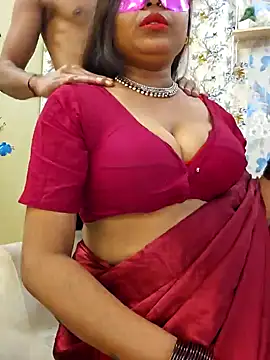 Queen Anushka69 online show from 02/05/25, 04:47