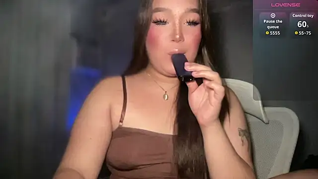 MissCataleyaxxx online show from 05/24/26, 01:38