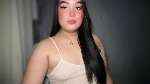 Snapshot of MissCataleyaxxx chatting on 11/04/25, 01:20 MissCataleyaxxx online show from 11/04/25, 01:20