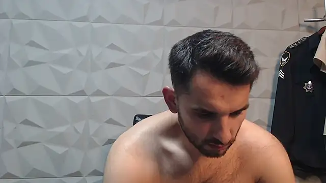 Antoniodiamond online show from 09/12/25, 07:13