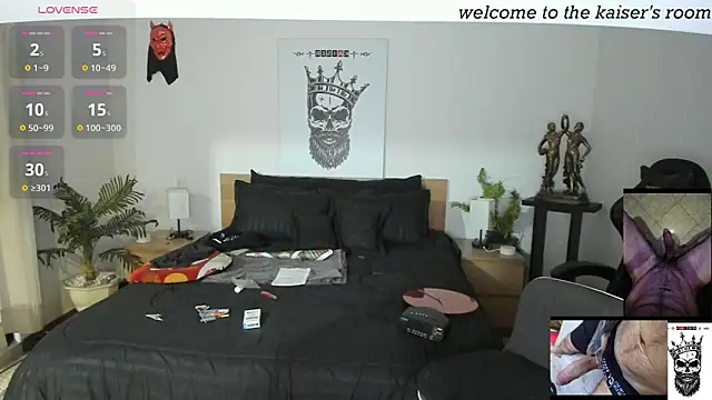 kaiser679  online show from 12/02/25, 10:11