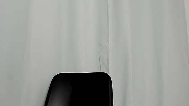 Snapshot of katrhin_66 chatting on 02/20/25, 03:45 katrhin 66 online show from 02/20/25, 03:45