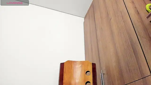 Bessie32 online show from 04/11/26, 10:41