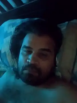 aksxi1 online show from 09/24/25, 05:58