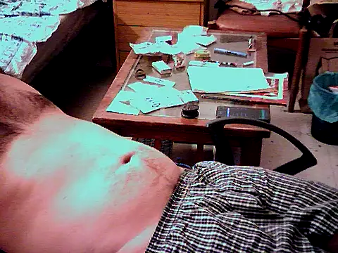 aksxi1 online show from 11/19/25, 02:50