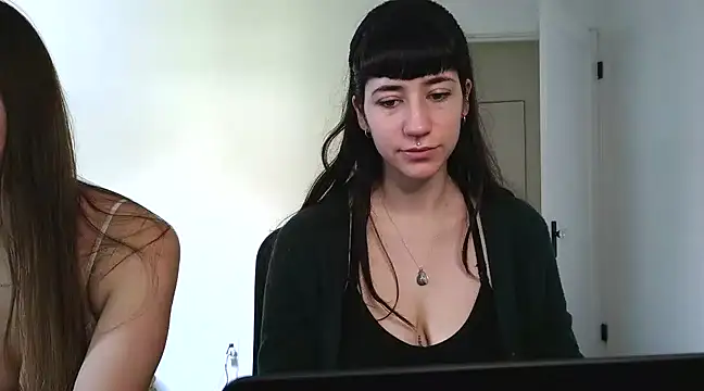 darcylovee  online show from 03/19/25, 06:55