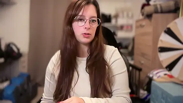 Snapshot of Amai_Live chatting on 10/06/25, 06:58 Amai Live online show from 10/06/25, 06:58