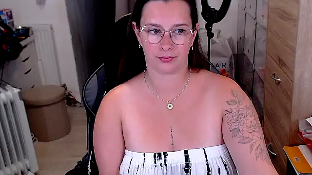 Amai Live online show from 07/21/26, 01:12