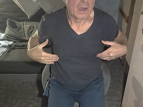 kiam471 online show from 10/28/25, 12:11