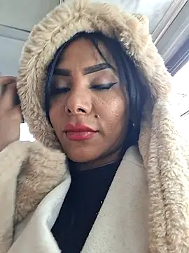 Doll Loren online show from 11/13/25, 07:29