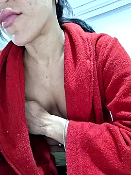 Doll Loren online show from 10/05/25, 03:41